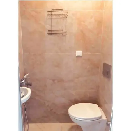 Mukemmel Konum; Sessiz, Huzurlu * Istanbulská provincie
